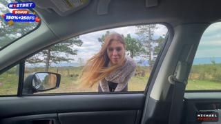 Hot babe pays ride getting her ass🍑 pounded by dick🍆