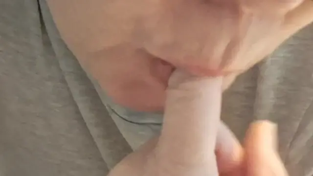 Hot dildo deep in anal👌