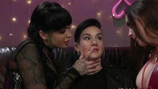 Tattooed lesbians anal gangbang fuck and whip