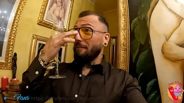 Intense passion in Saeda′s home (Four women take on two men)