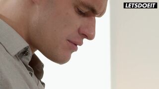 Hungarian Teen Tiffany Tatum Erotic Blowjob And Pussy Eating Session - WHITEBOXXX