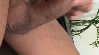 SOLO MASTURBATION SALLE DE BAIN CAUGHT STEPMOM