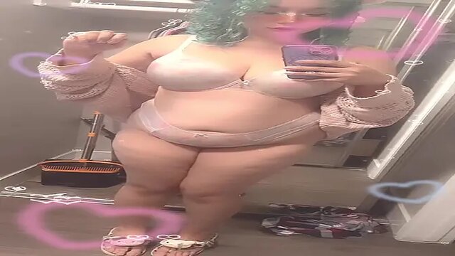 BBW MILF Vanilla Faith Ardalan gags on cock