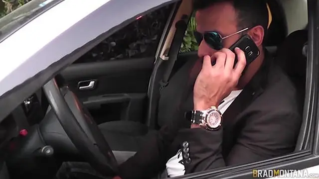 Elisa Sanches gastando o cu