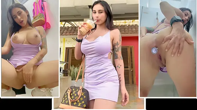 Colombian girl masturbates at the mall (JENIFERPLAY)