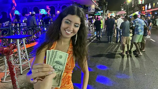 I thought I got a trans &mdash;  but she was just a regular prostitute &mdash;  I fucked her ass🍑